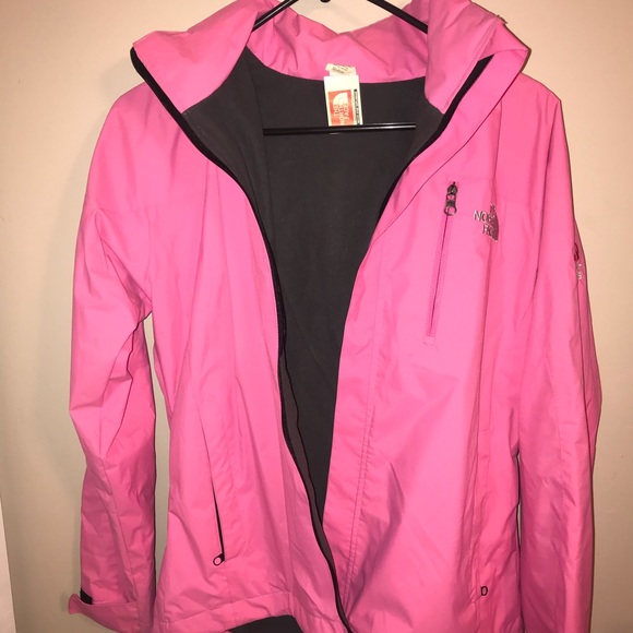 PINK HODDED NORTHFACE JACKET - Picture 2 of 5